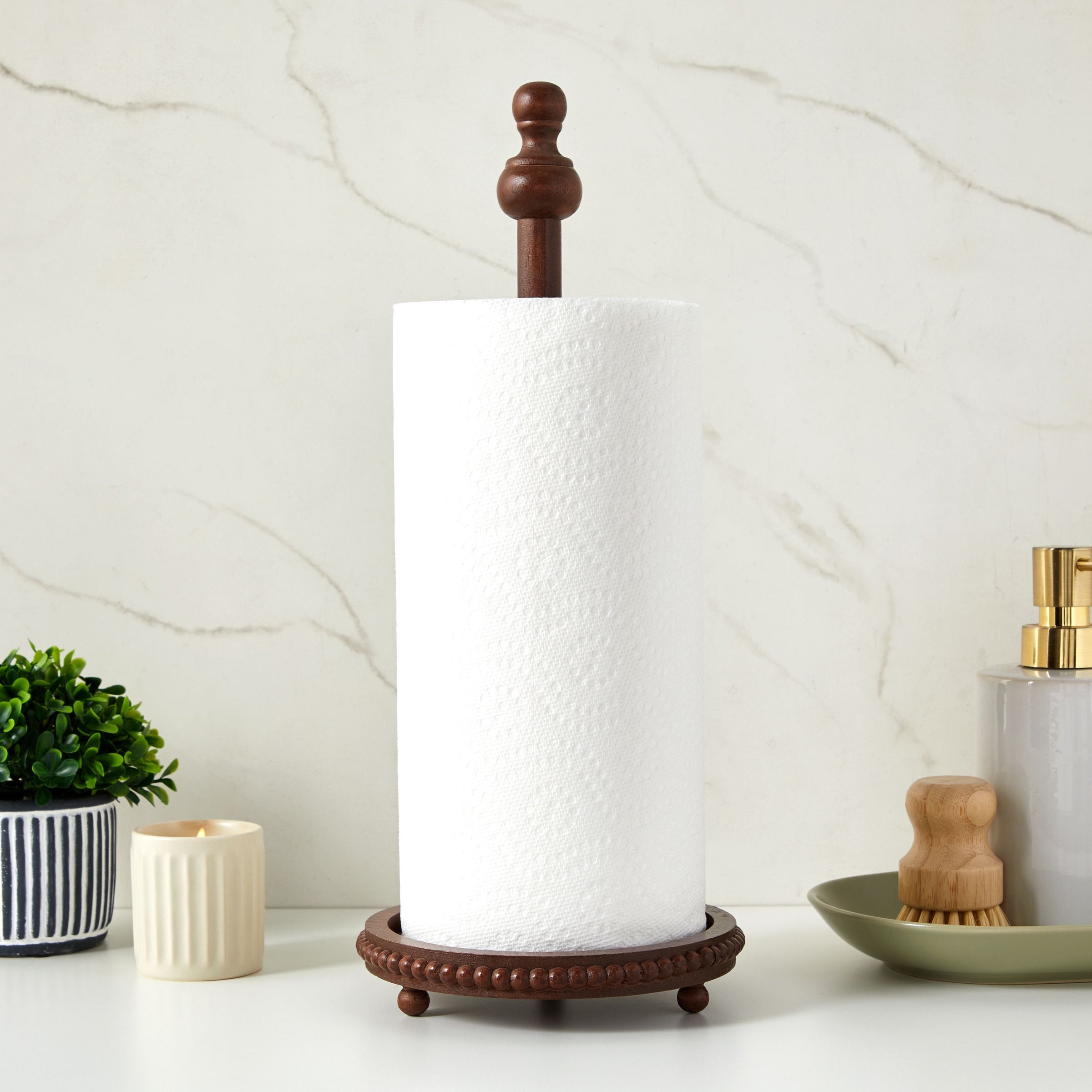 Standing paper towel online dispenser